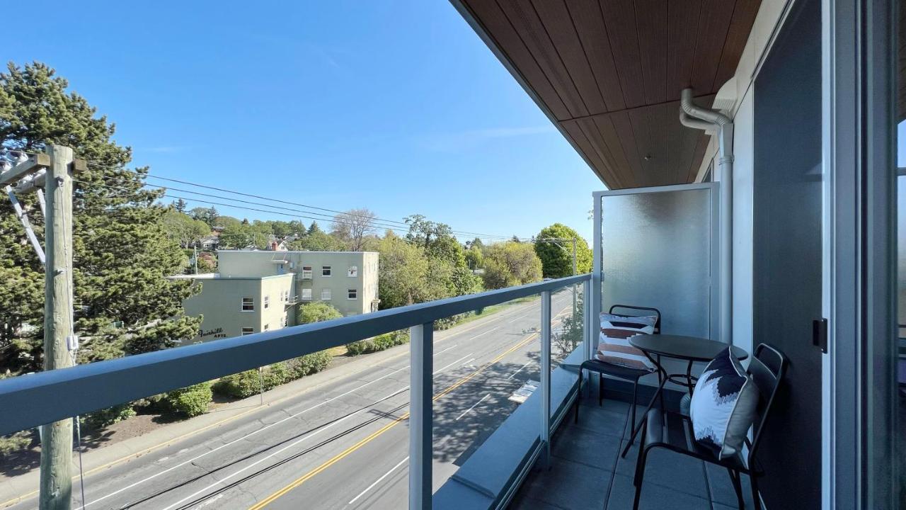Hillside Oasis By Iris Properties! Victoria Exterior photo